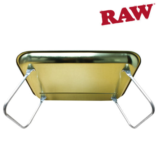 Detailed view of RAW XXL Lap Rolling Tray's curved edges