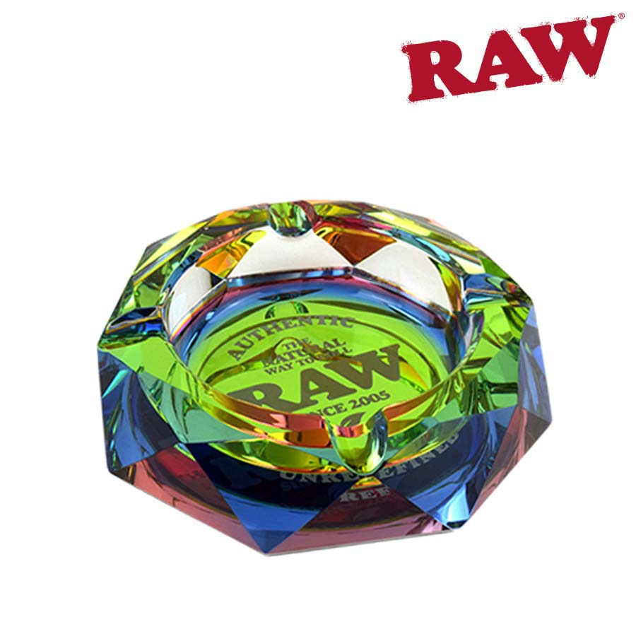 Close-up of RAW Prism Ashtray's reflective surface